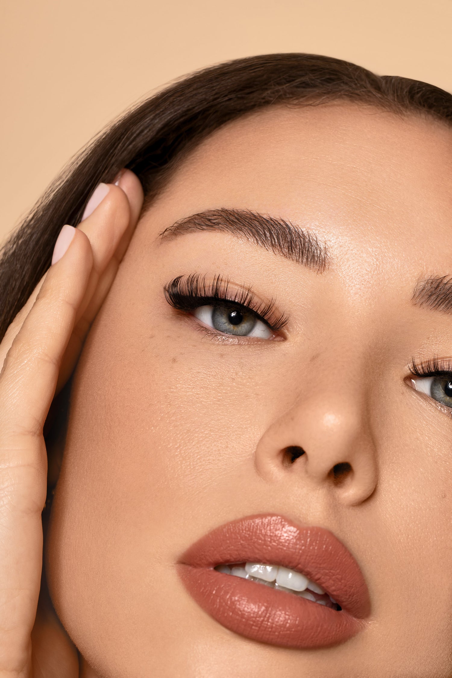 Full Volume Lashes